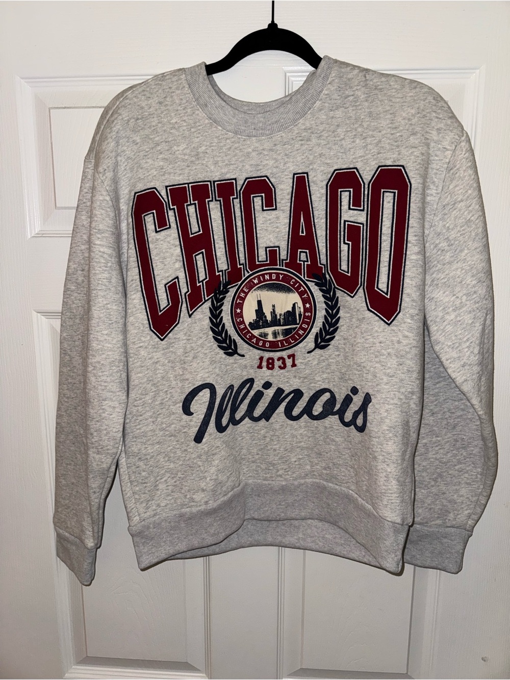 Hollister Gray Crewneck Sweatshirt with Maroon & Navy Chicago Graphic